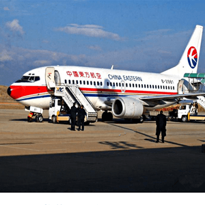 白城航空货运航空快运业稳步发展的原因是什么？